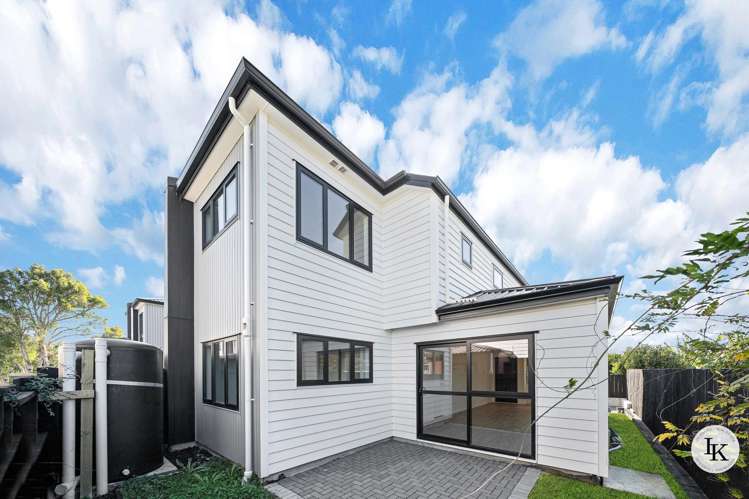 8D Benton Place Manurewa_7