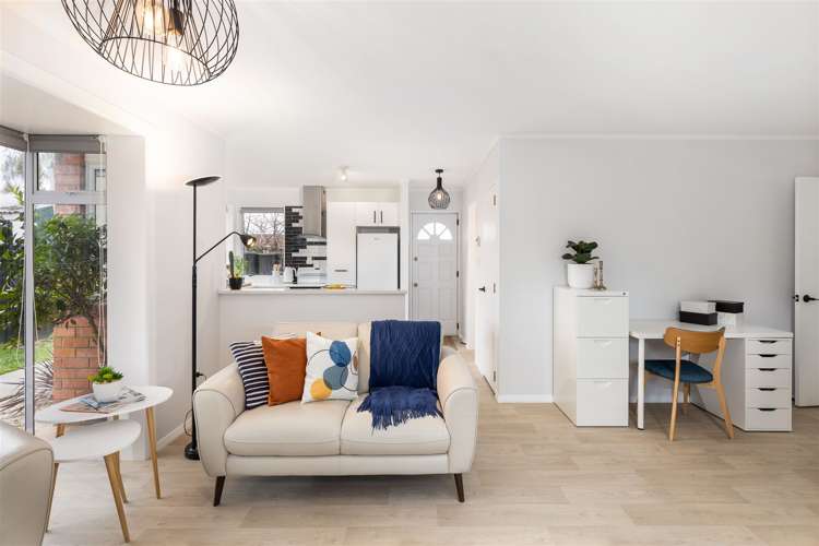 2 Brookfield Place Redwoodtown_8