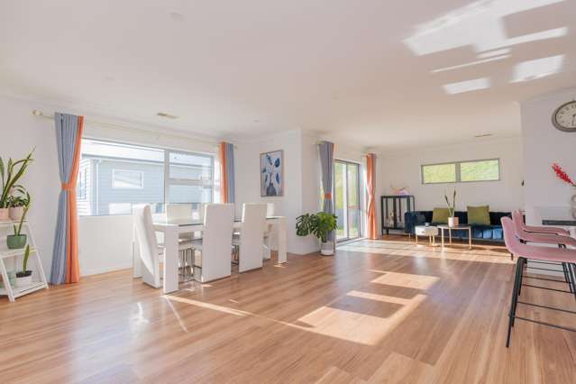15 Prestwich Rise Churton Park_3