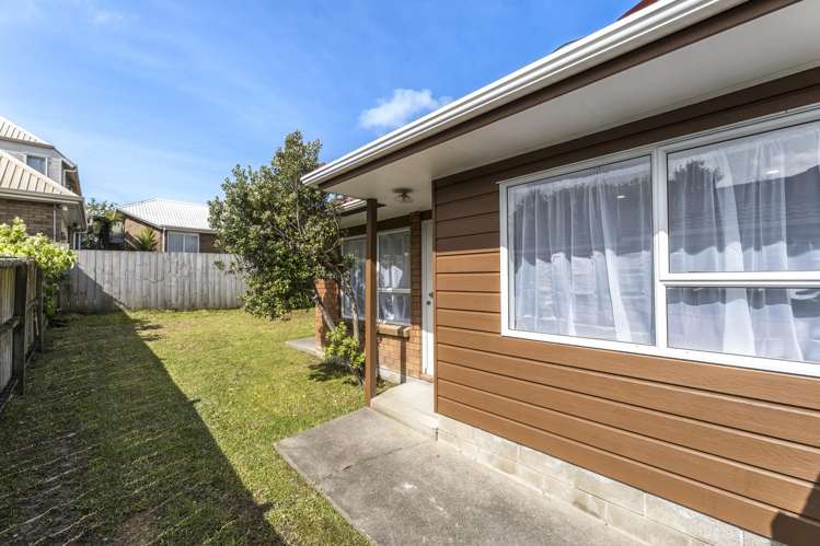 2/5 Newington Road Henderson_10