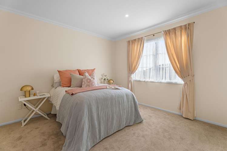 13 The Enclave Totara Heights_16