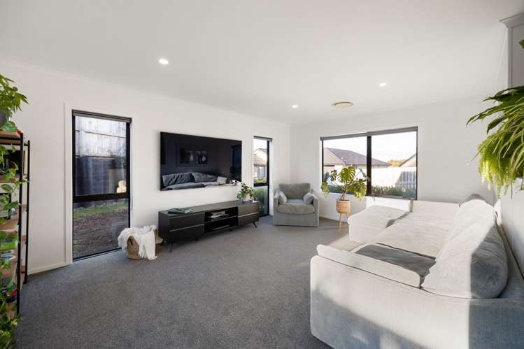 6 Whanau Avenue Baverstock_12
