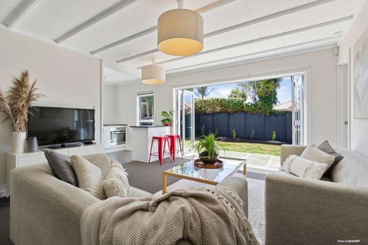 5/7 Koromiko Street New Lynn_8