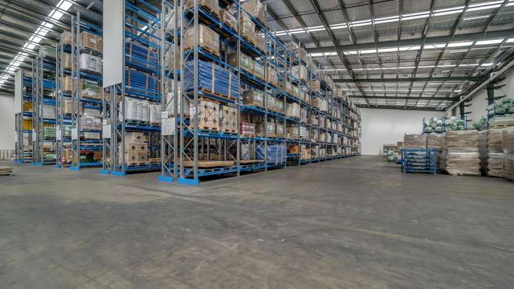 15 Connaught Drive Islington_9