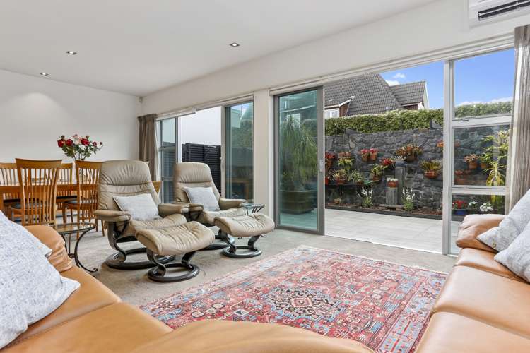 7/258 Hurstmere Road Takapuna_6