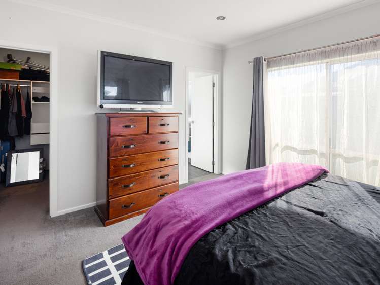 8 Hatfield Way Huntington_13