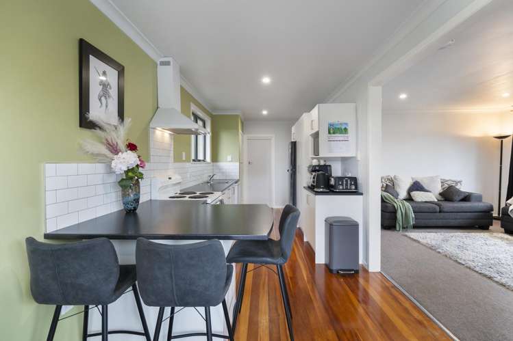 2 Croxley Place Terrace End_12