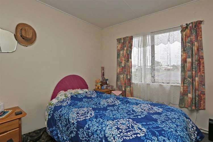 63 Tarbet Street Flaxmere_7