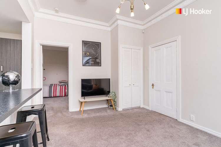 10 Hargest Crescent Saint Kilda_13