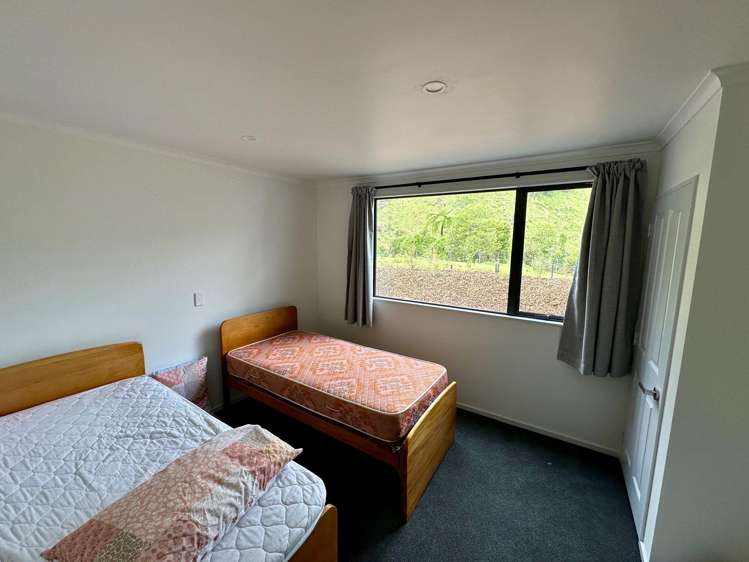 4 Horncastle Crescent Little Wanganui_14