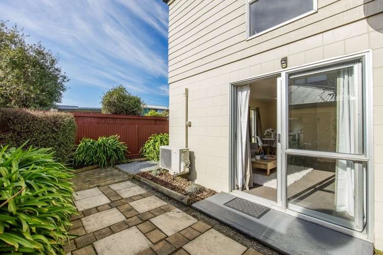 2/4 Jordan Street Sydenham_7