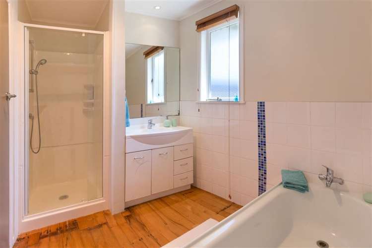 2 London Street Pukekohe_11