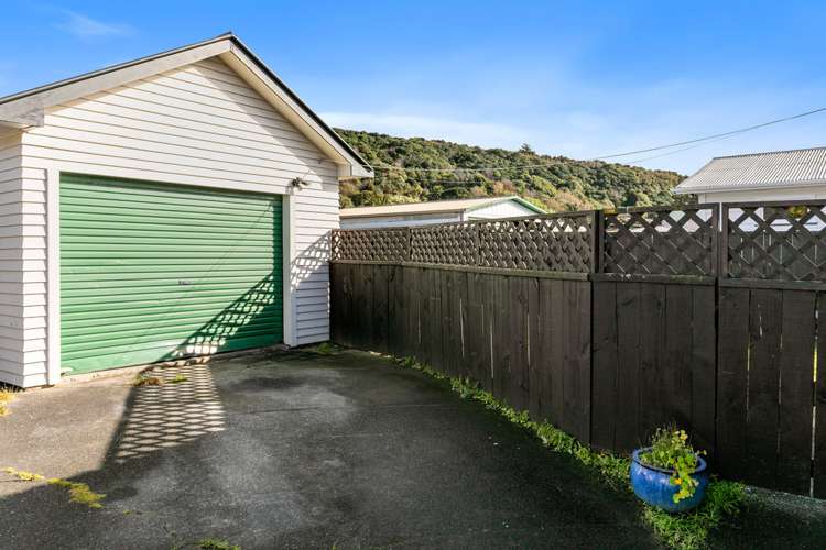 62 Main Road Wainuiomata_11