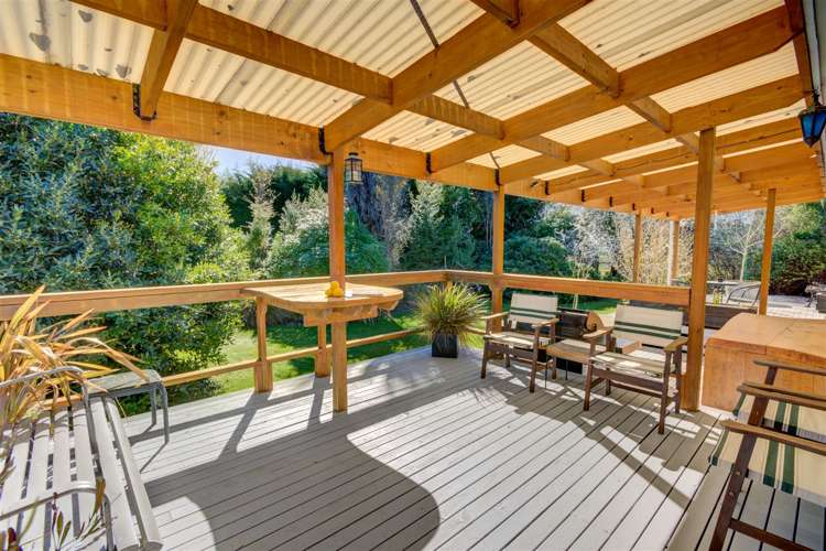 65 Old Main North Road Leithfield_19