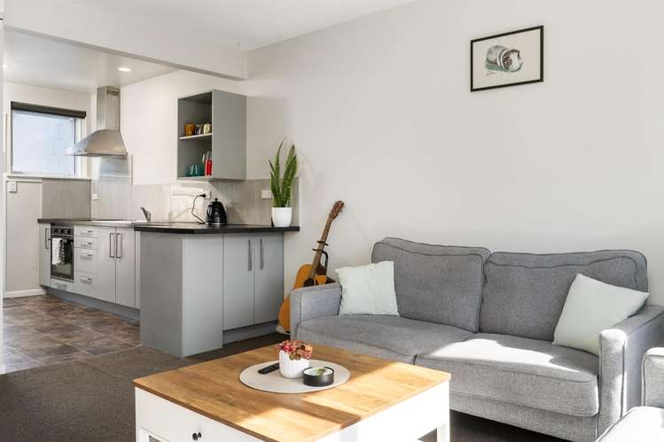 2/145 Champion Street Edgeware_5