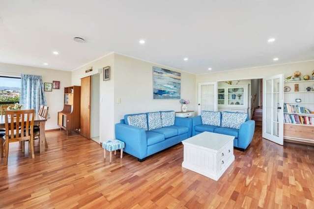 2 Tirohunga drive 11401_2