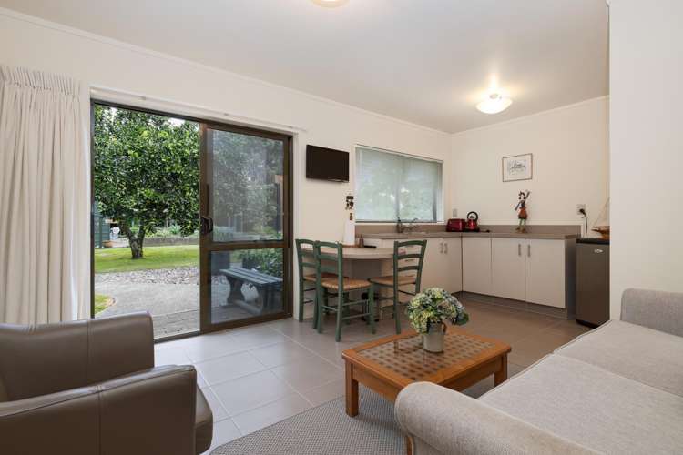 74 Raukawa Drive Bethlehem_28