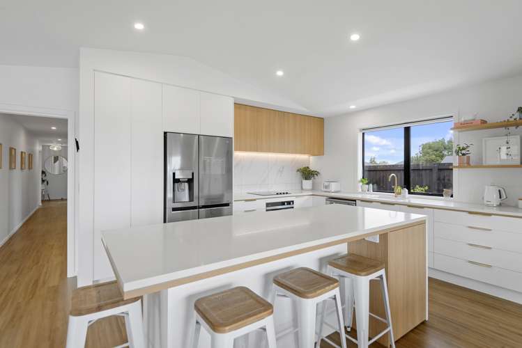 8 Hollard Crescent Lincoln_5