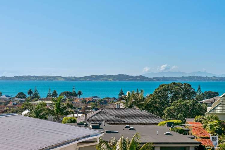 8b Te Akau Crescent Bucklands Beach_2