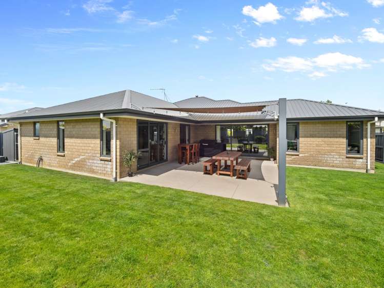 4 Goldrich Grove Netherby_21