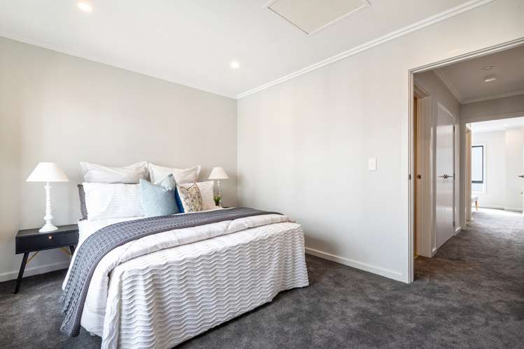 4/35 Marine Parade Hobsonville_6