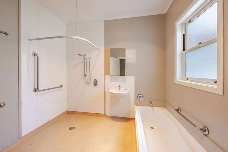 58, 58a 58b White Road Otane_14