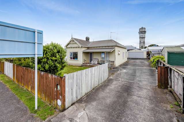 49 Collins Street Hawera_2