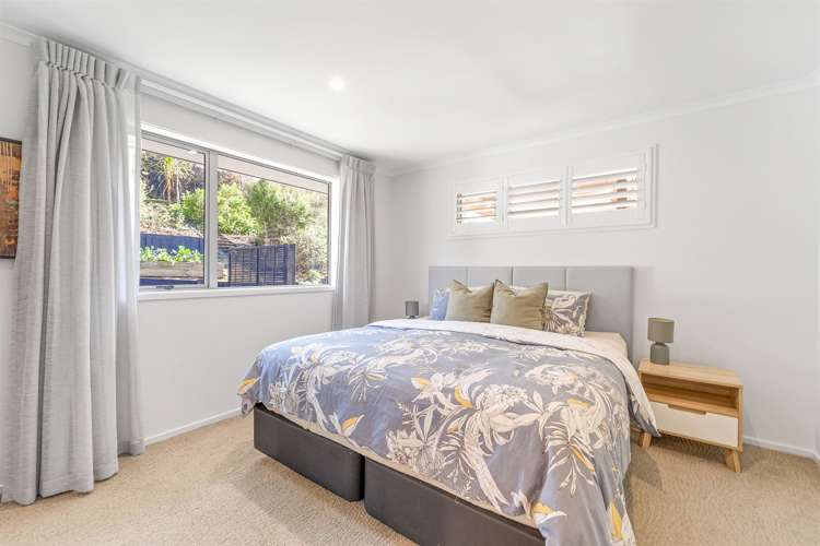 5 Tirohanga Crescent Stanmore Bay_17