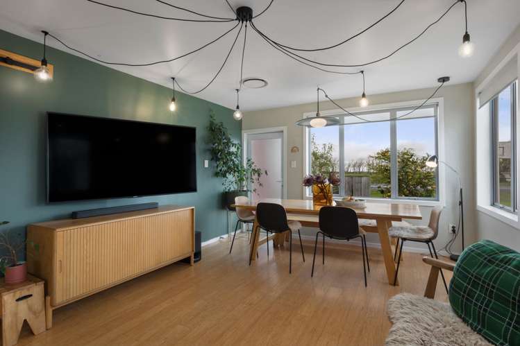 30 Orchard East Road_4