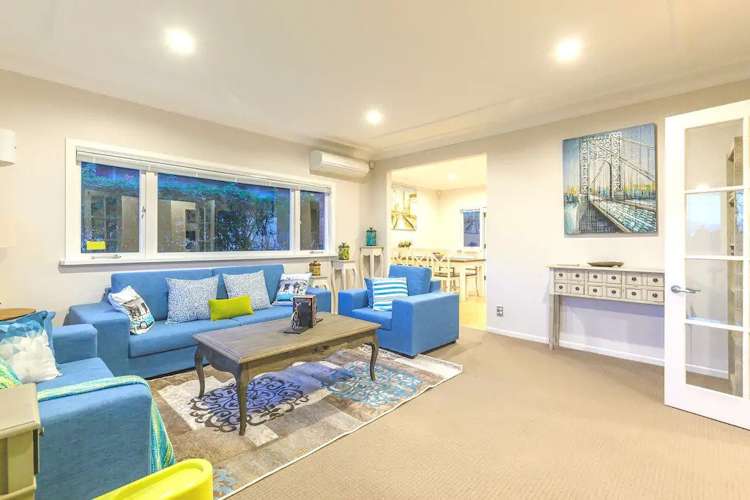 8 Coronation Street Belmont_16