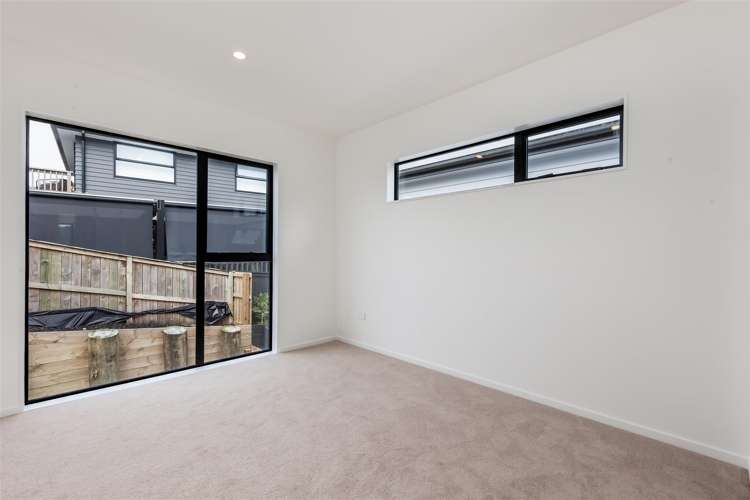 8a Ringi Lane Orewa_16