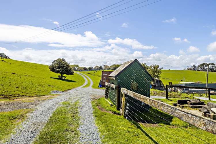 141 Karioitahi Road Waiuku_9