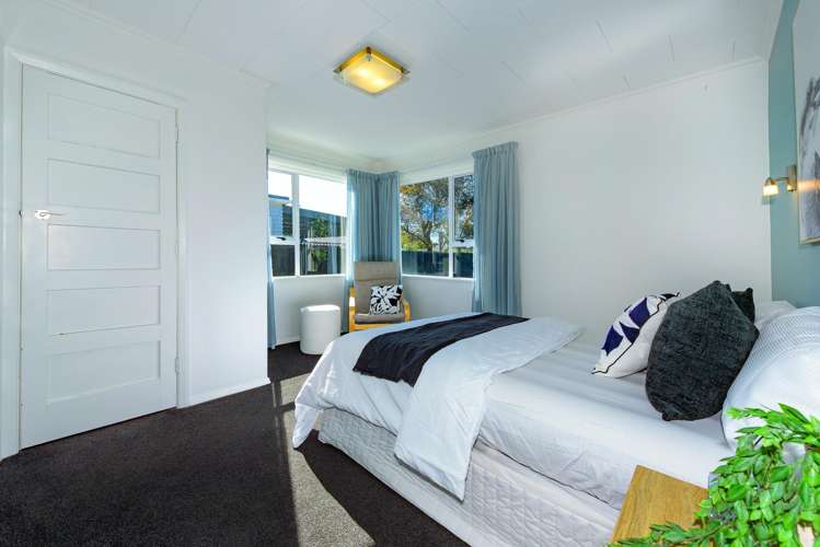 27a Achilles Street Burwood_10