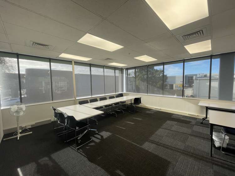 60 Hugo Johnston Drive Penrose_17