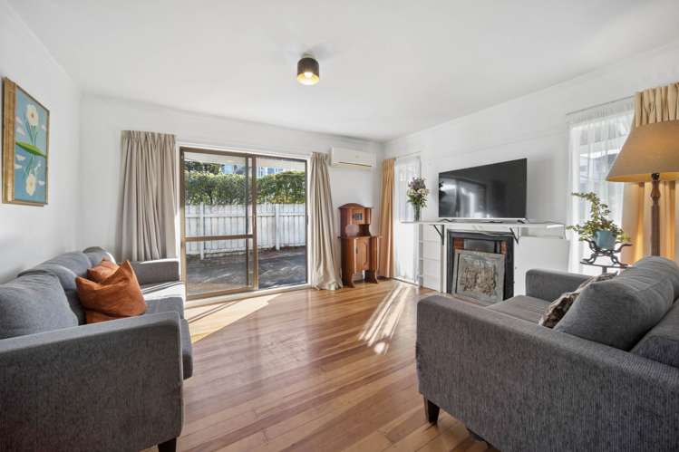 63 Roberts Road Te Atatu South_6