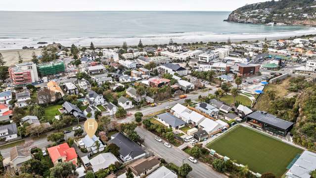 8a Nayland Street Sumner_1