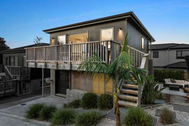 Modern Coastal Living in Prime Red Beach Location