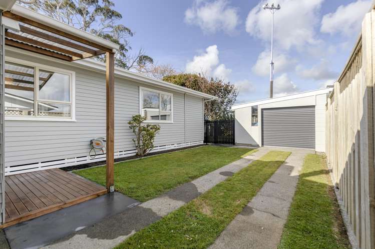 25 Waiwera Place Merrilands_26