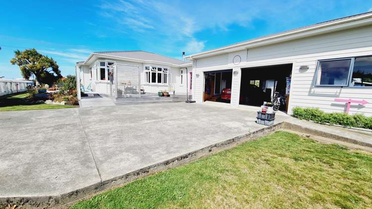 32 Havelock Street Riverton_16