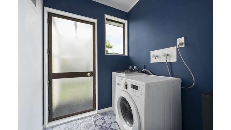 2/221 Waitemata Drive Ranui_12