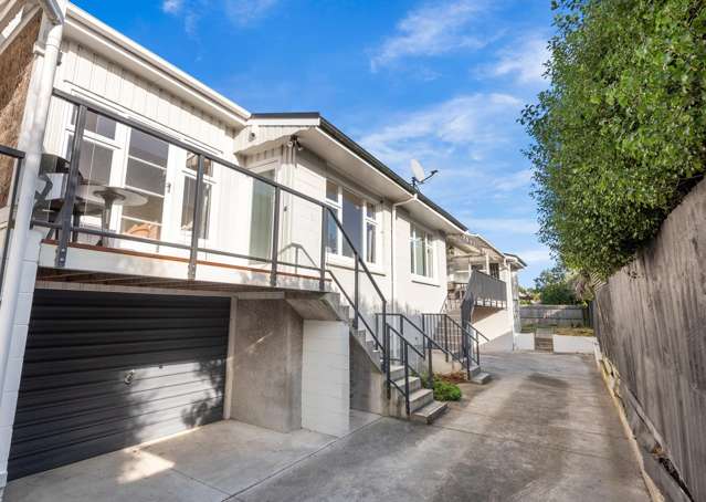 Sunny, Stylish & So Central - Merivale Gem!