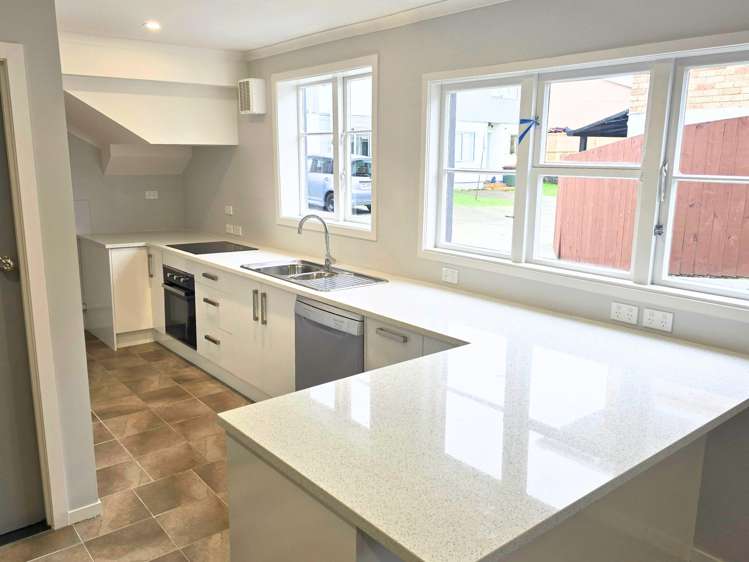 70 Clevedon Road Papakura_10