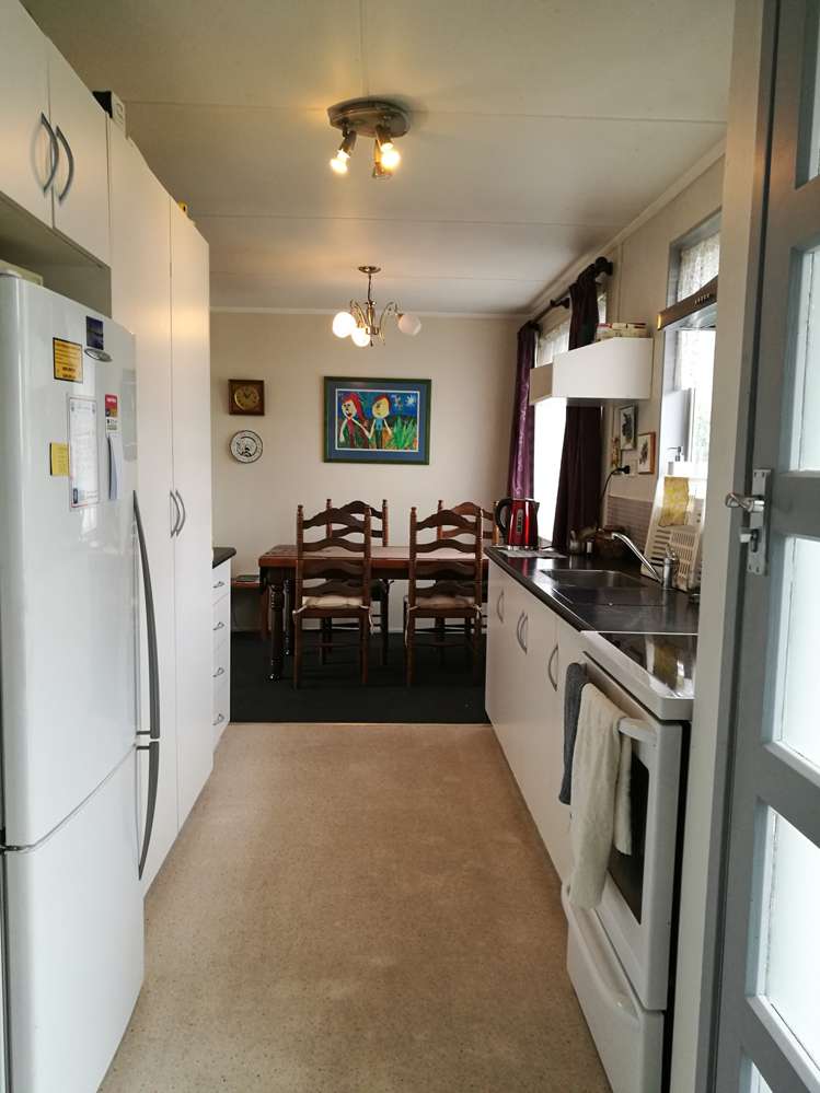 75 Brandon Street Featherston_3