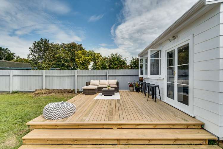 70 Kennedy Road Napier South_12