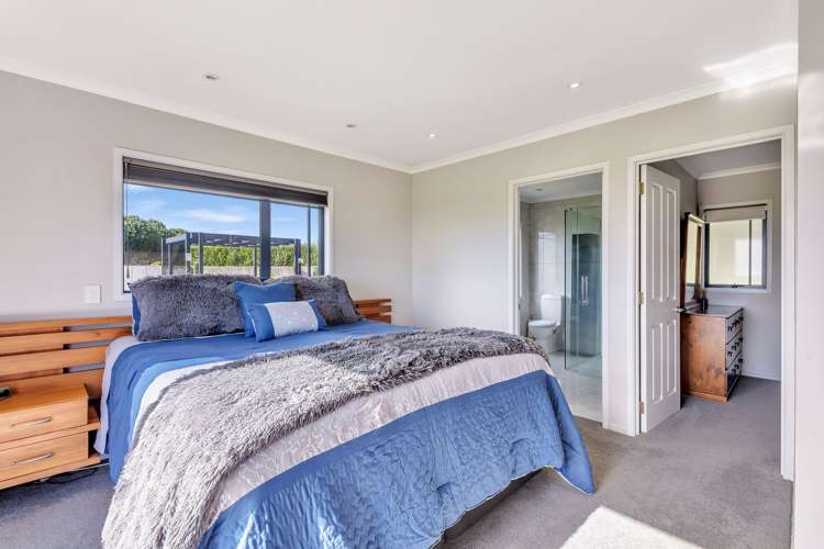 16 Urenui Beach Road Urenui_16
