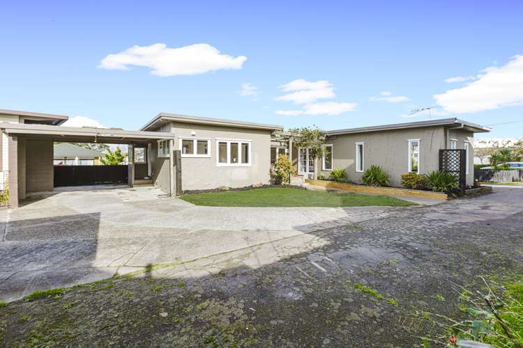 1/40 Churchill Avenue Manurewa_15