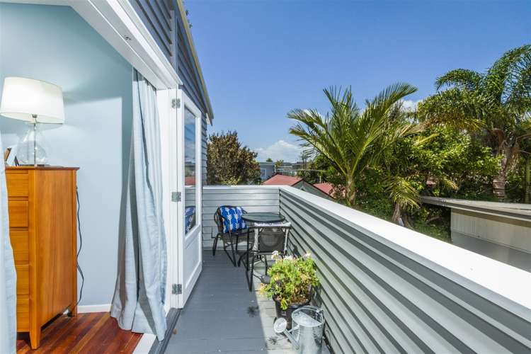 3 Owens Road Devonport_27