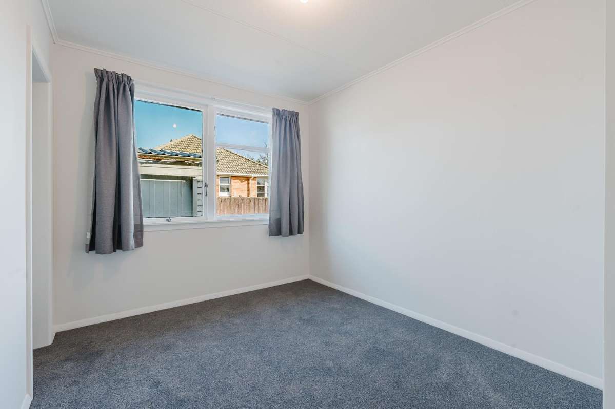 68 Montgomery Crescent_3