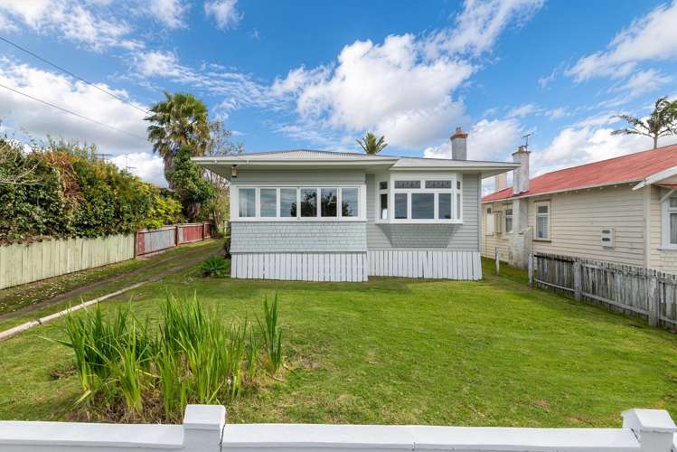 32 Huia Road Pt Chevalier_18