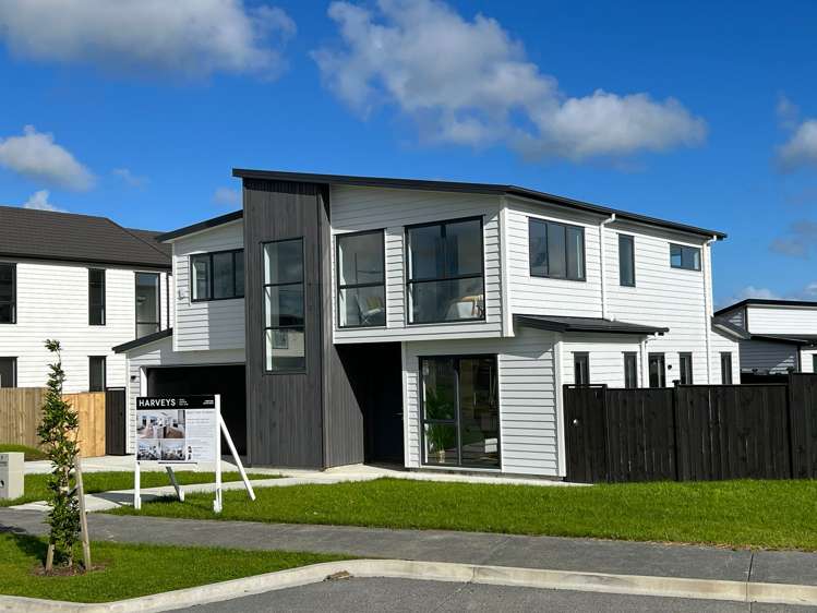 9 Korowhiti Road Clarks Beach_25